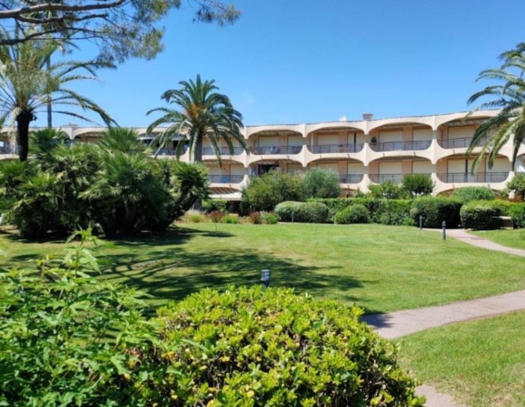 Charmant Studio Villeneuve-Loubet Bagian luar foto