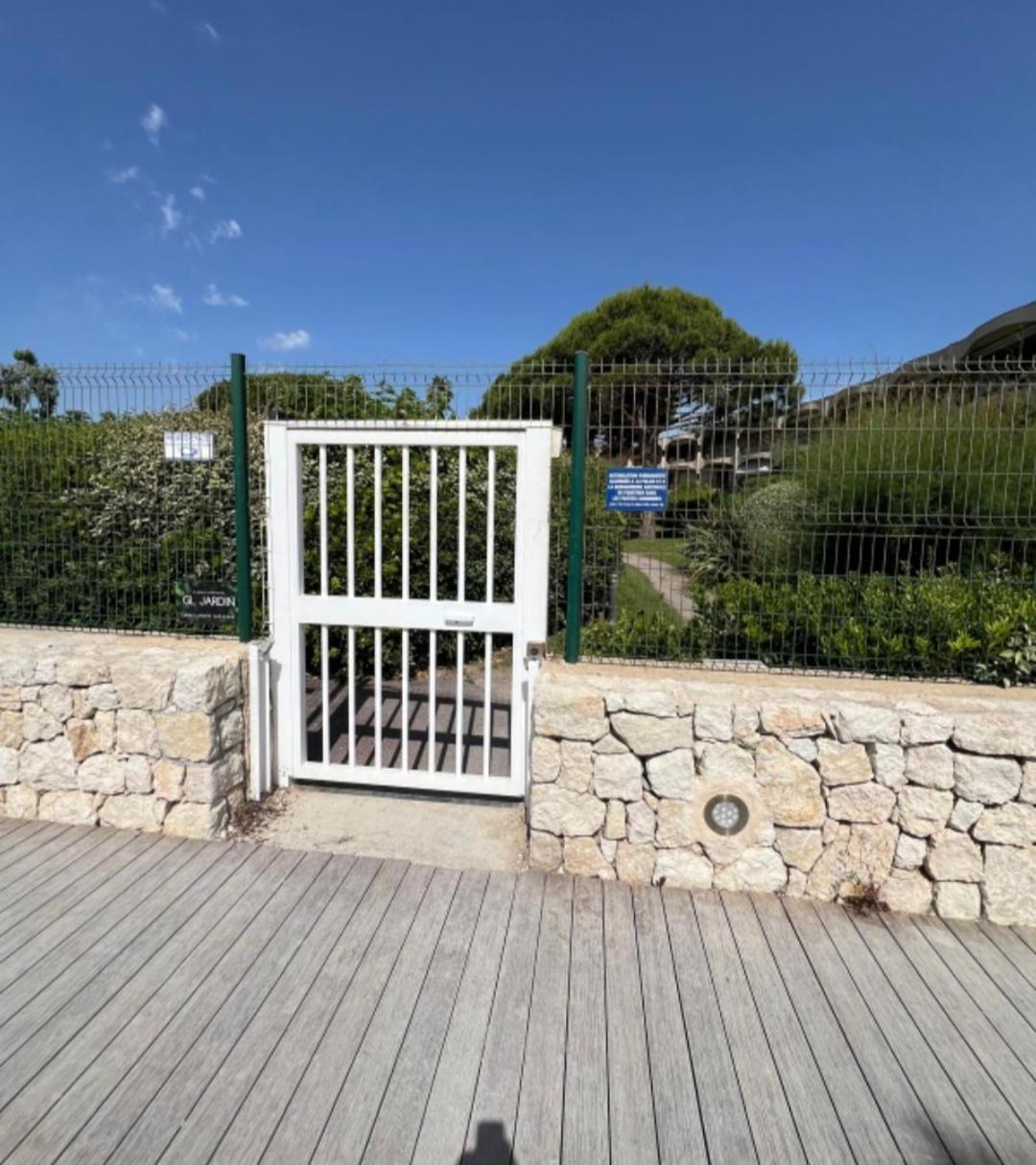 Charmant Studio Villeneuve-Loubet Bagian luar foto